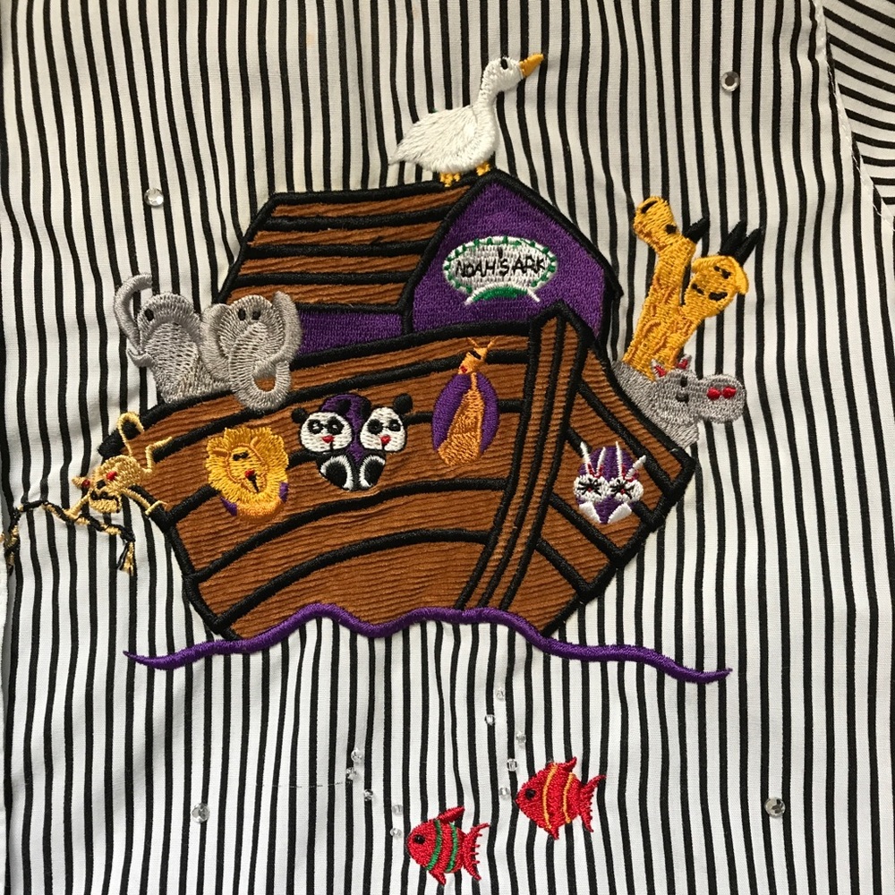 The Quacker Factory Embroidered Noah’s Ark Button Up Shirt Size Small Striped - Picture 4 of 14